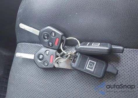 2014 Subaru Outback 2.5I Limited из США, поврежденный, VIN 4S4BRBKC9E3277376